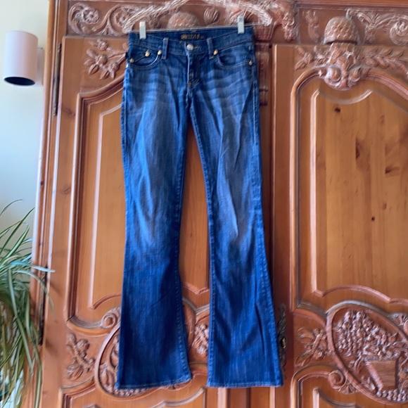 Rock and Republic boot cut jeans size 24 - Picture 2 of 5